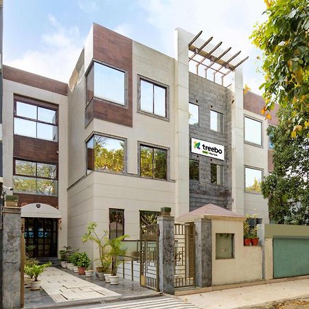 Treebo White Castle, Gurgaon Hotel Екстериор снимка