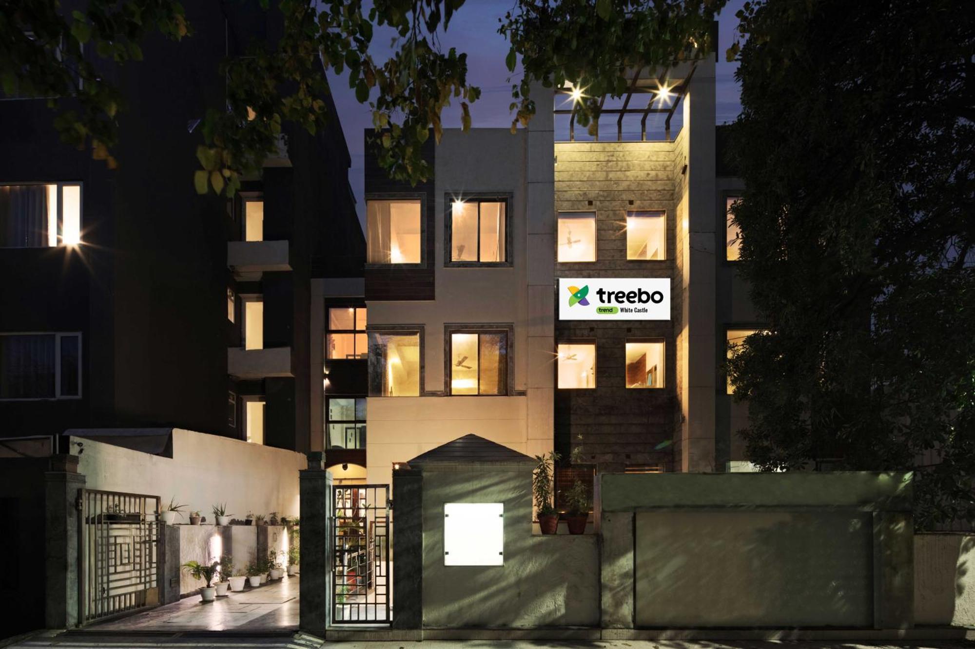 Treebo White Castle, Gurgaon Hotel Екстериор снимка