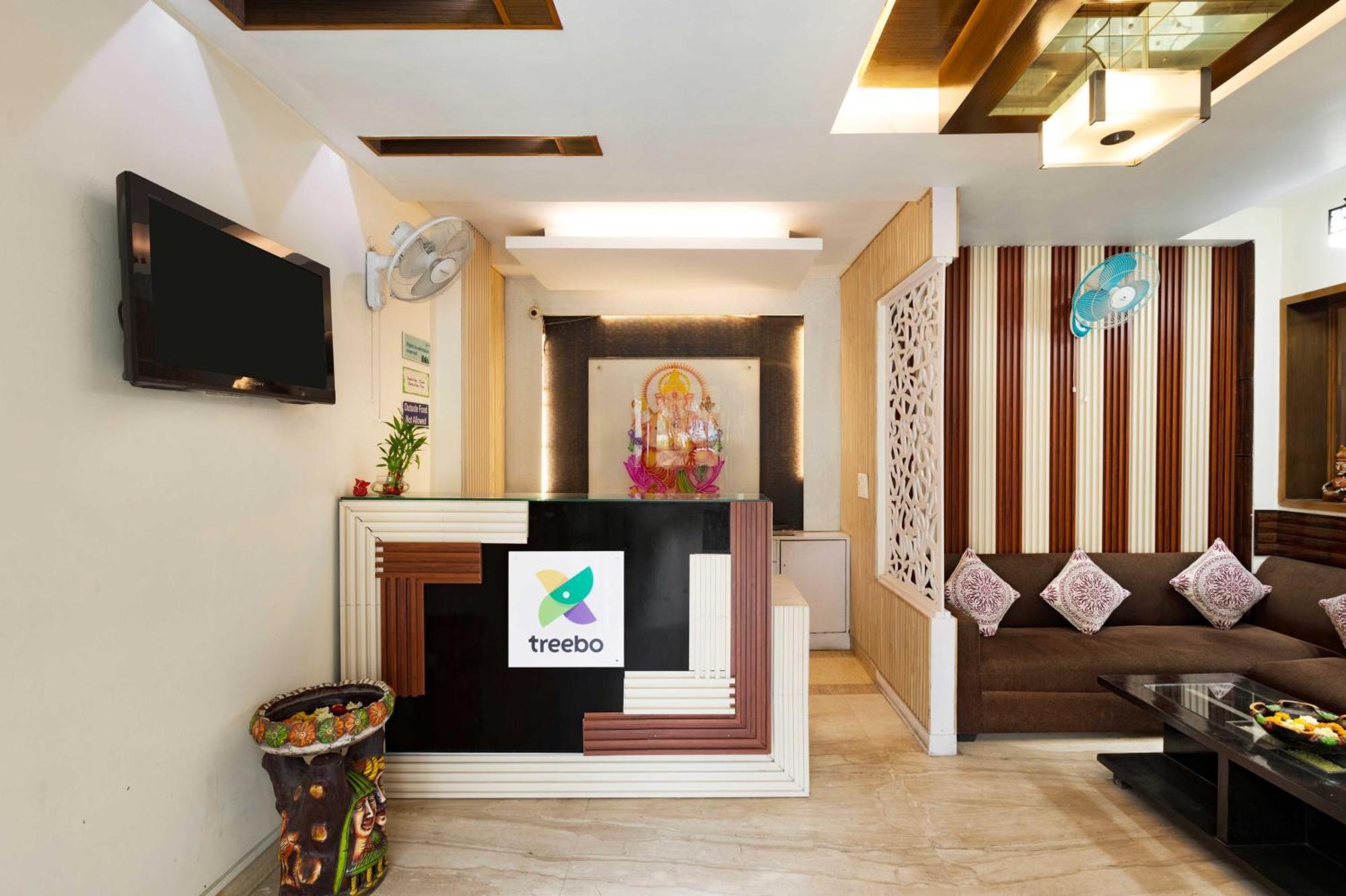 Treebo White Castle, Gurgaon Hotel Екстериор снимка