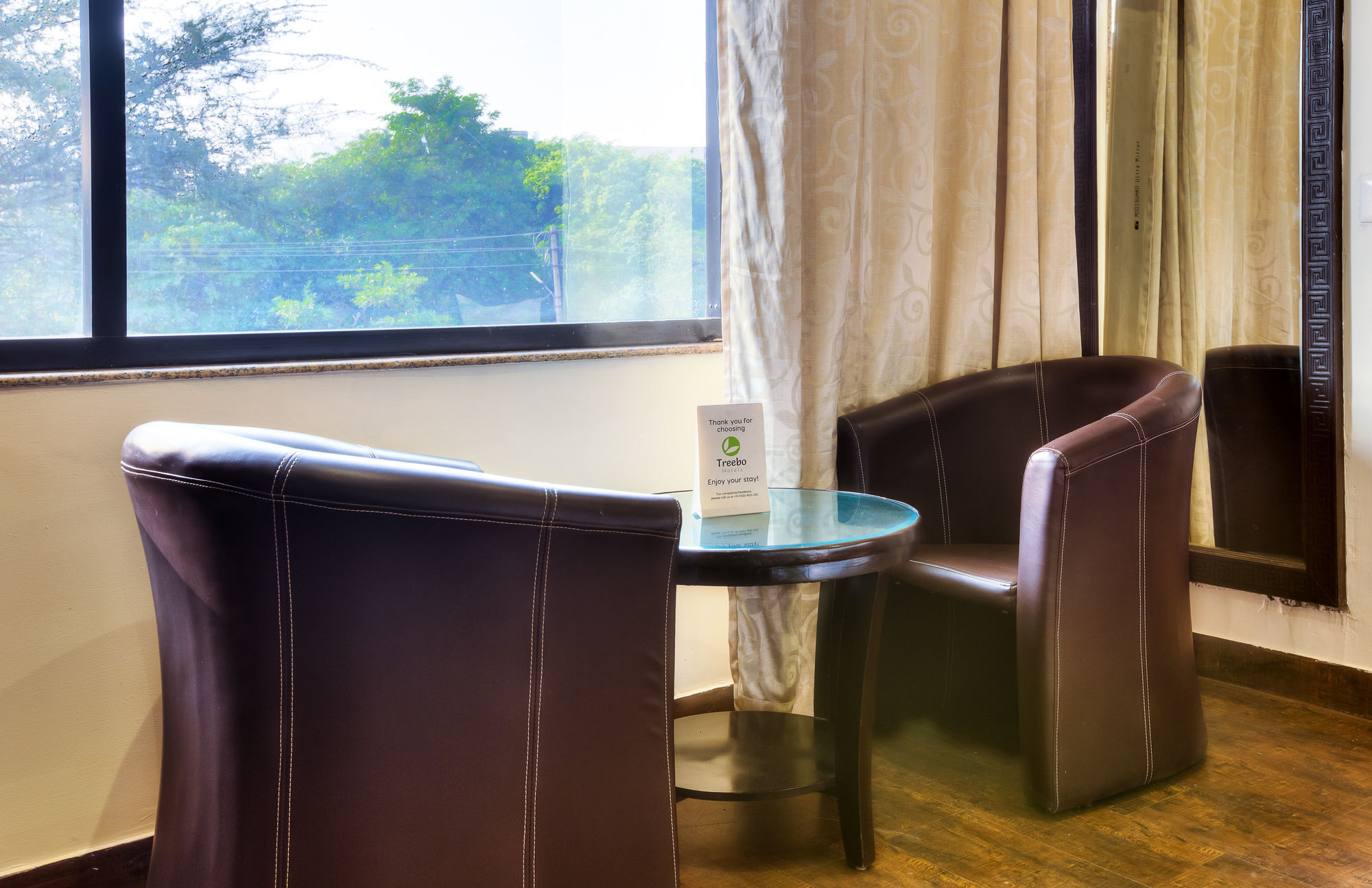 Treebo White Castle, Gurgaon Hotel Екстериор снимка